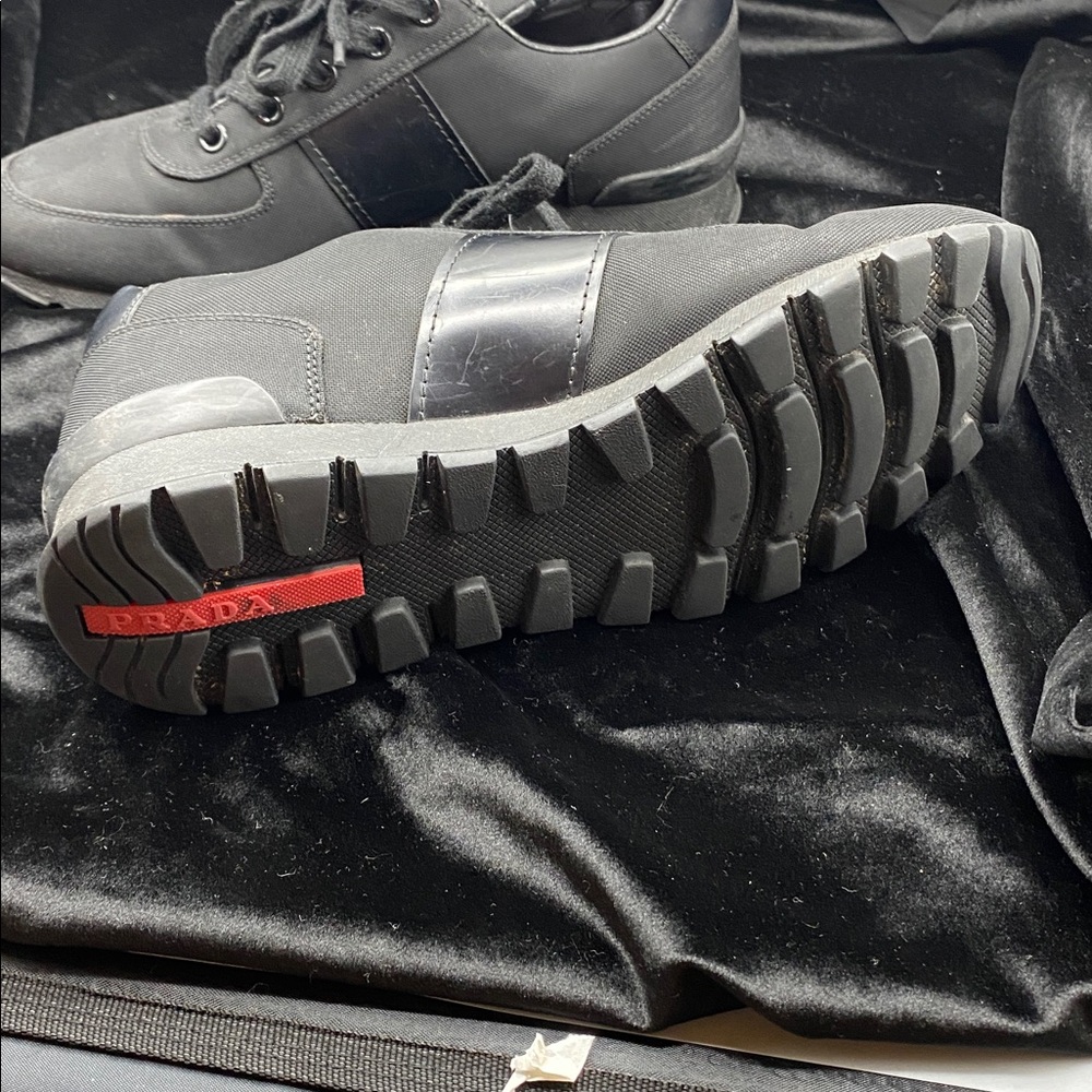 Prada men’s sneakers good condition - Picture 4 of 5